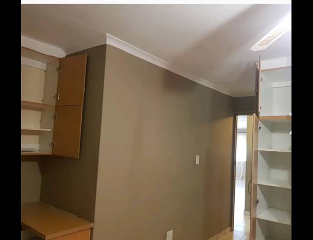 3 bed property to rent in KENVILLE